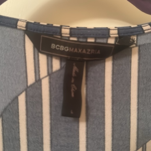 BCBG wrap dress, great condition. Size Large. - Picture 2 of 4